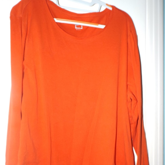 FINAL PRICE: Long Sleeve Pull Over Shirt - Picture 1 of 4